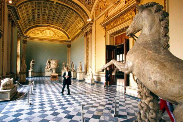 How to Enjoy a Museum Tour